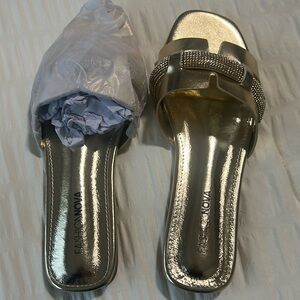 NIB - Fashion Nova Gold Sandals - 6